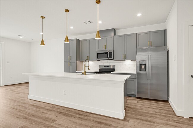 Building Photo - 4606 Crown Grove Ln