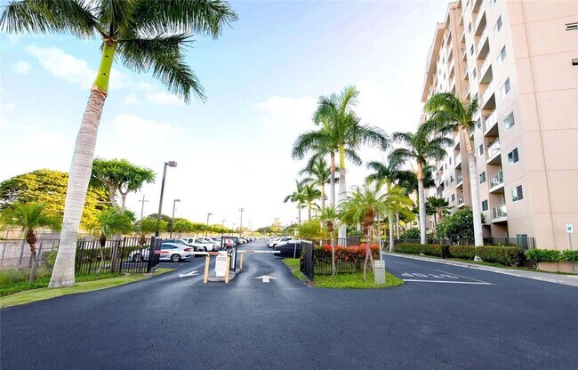 Building Photo - 94-302 Paiwa Street #1014