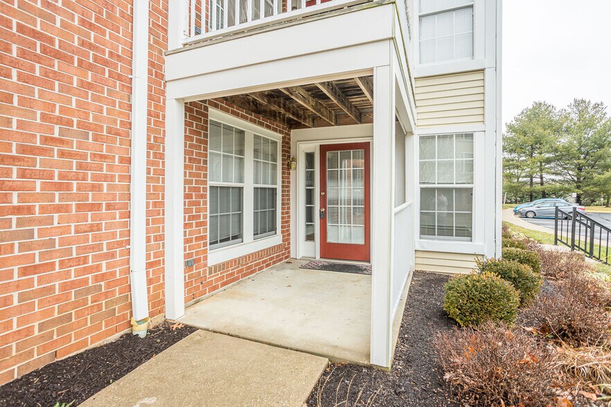 Building Photo - 624 Jupiter Hills Court