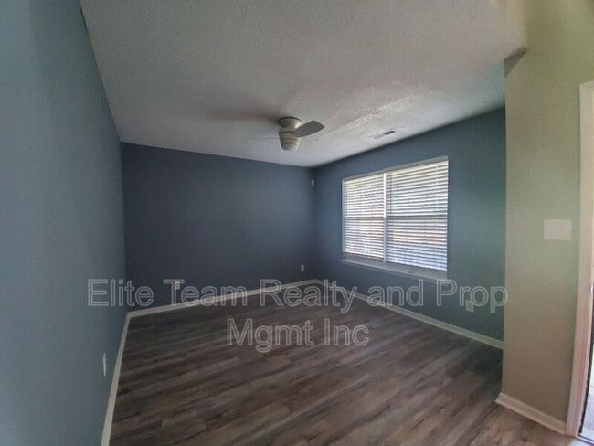 Building Photo - 10623 Campion Ct