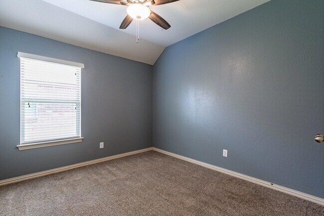 Building Photo - 118 Wallin Farms Dr
