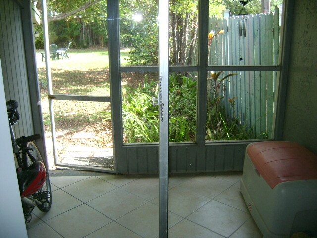 Building Photo - 12389 Antonio Cir