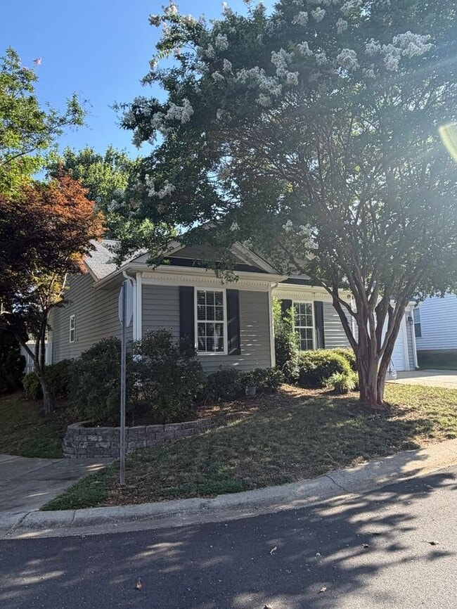 Building Photo - Charming Corner-Lot Ranch in the heart of Indian Land – Minutes from Ballantyne, Shopping & Top-R...
