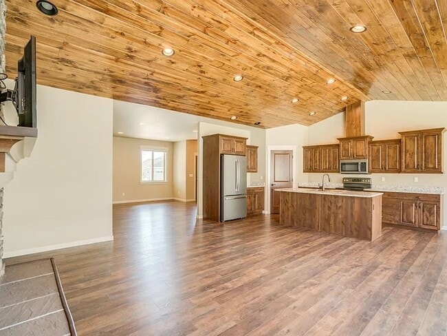 Building Photo - 1722 Brambling Brae Ln