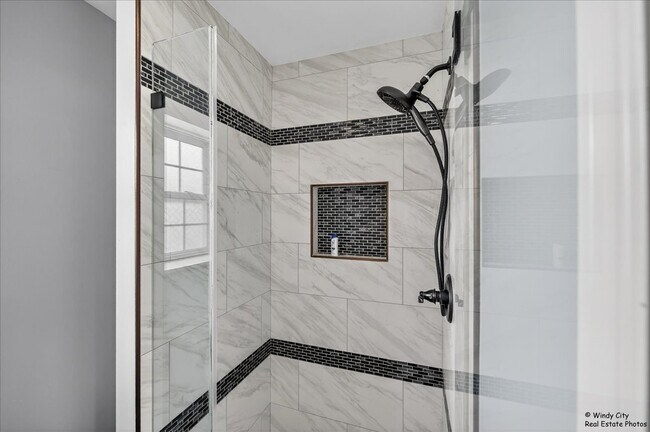 Building Photo - 13957 Emma Ln