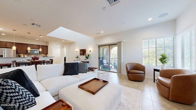 Building Photo - 3935 E Rough Rider Rd