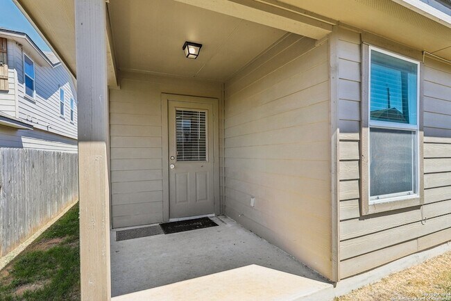 Building Photo - 6906 Quantum Lp