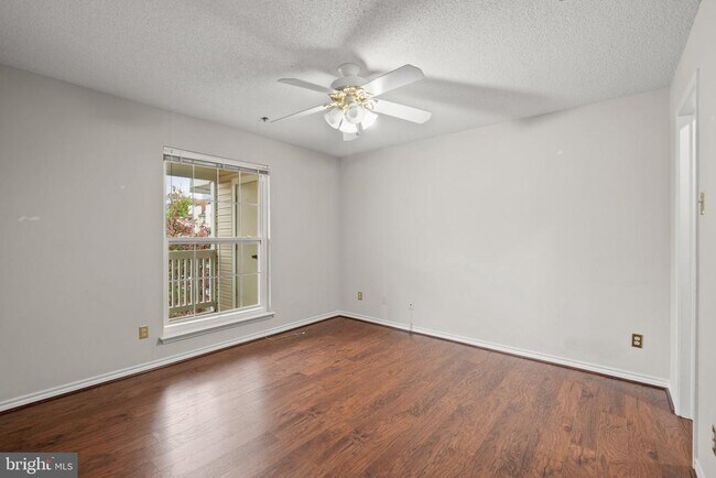 Building Photo - 1504 Lincoln Way