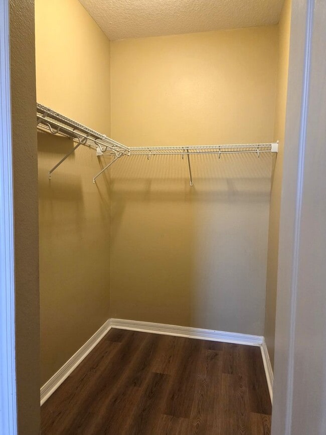 Building Photo - Adjacent to Waterfront Park