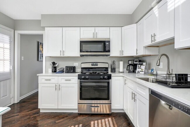 Building Photo - 18101 Marlin Ln