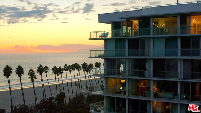 Building Photo - 535 Ocean Ave
