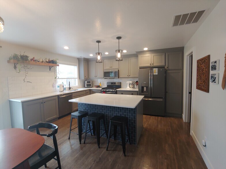 Kitchen - 1824 N 400 W