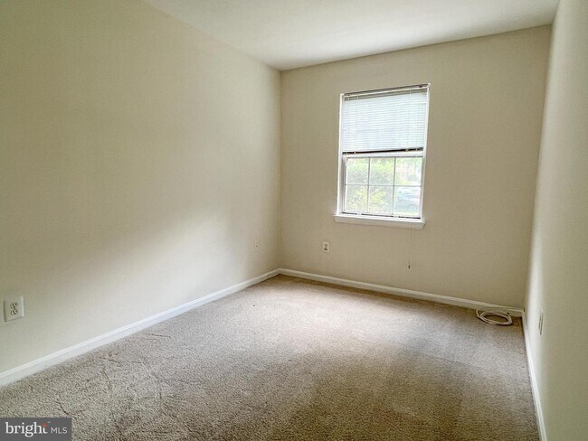 Building Photo - 20204 Shipley Terrace
