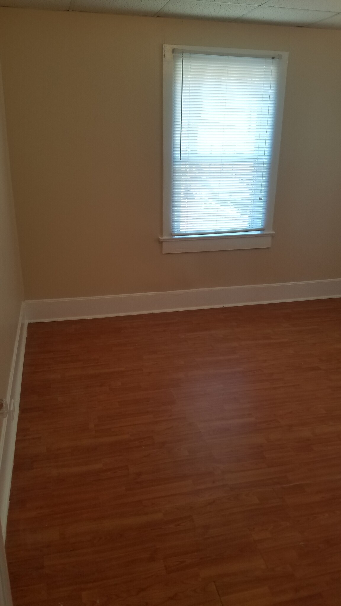 Building Photo - 570 McGlamery Rd