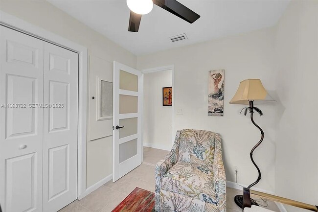 Building Photo - 232 SW 13th St