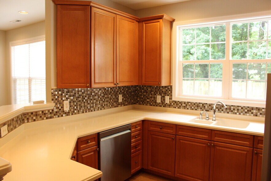 Building Photo - 749 Swan Neck Ln