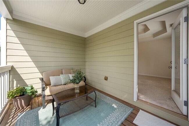 Building Photo - 3365 Tanager Ct