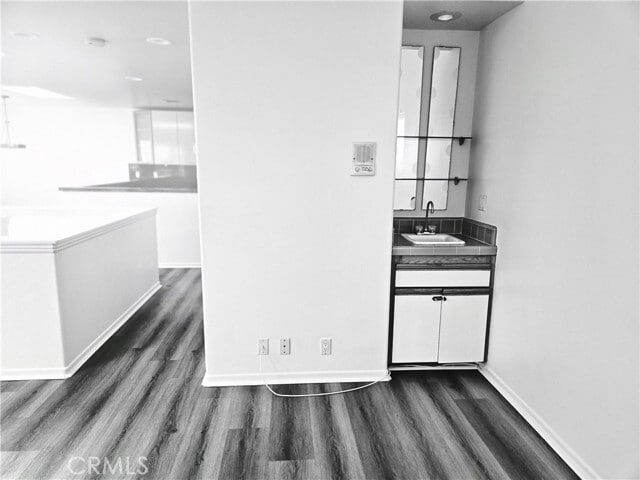Building Photo - 409 15th St