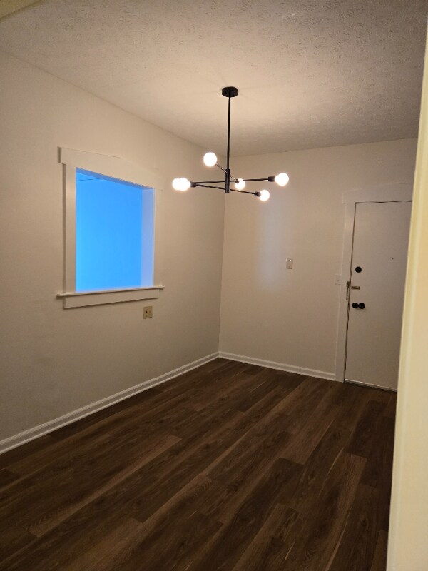 Building Photo - 2472 Overlook Rd