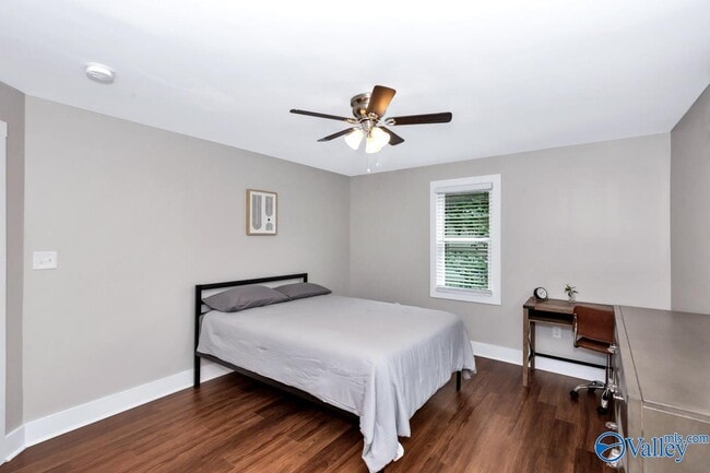 Building Photo - 2910 Wilson Dr NW