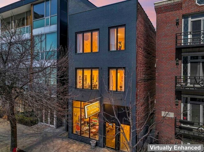 Building Photo - 2152 W Division St