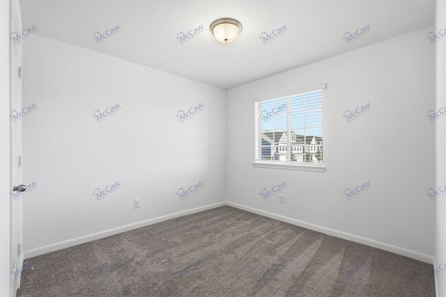 Building Photo - 3100 Trina St