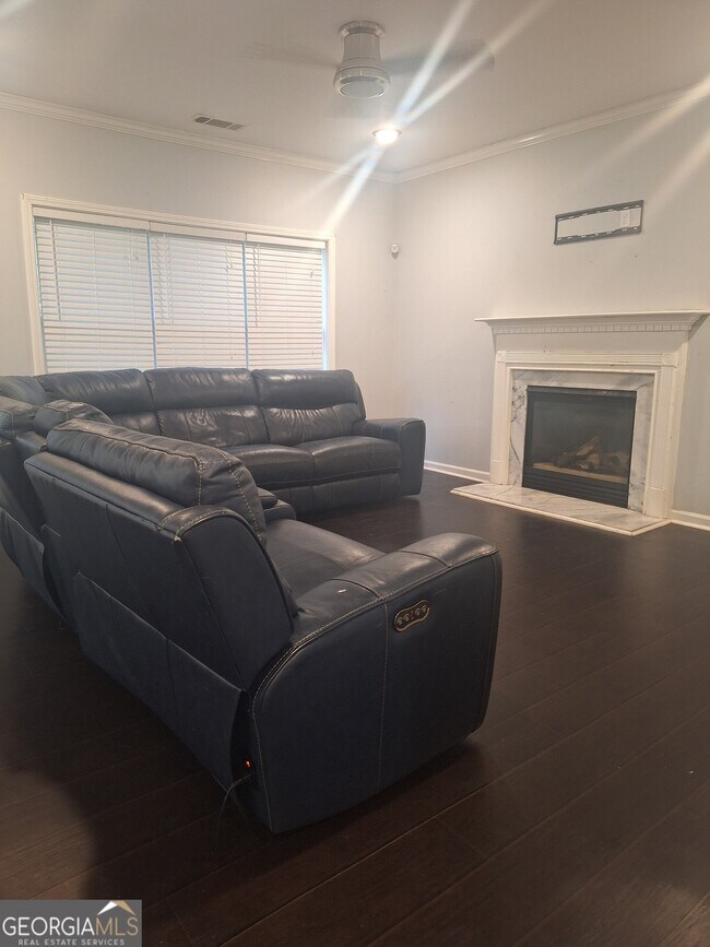 Building Photo - 1450 Scenic Brook Tr SW