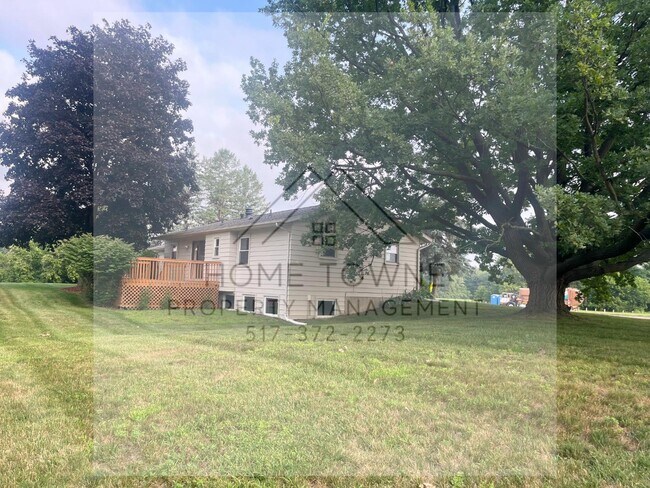 Building Photo - 1727 Kinawa Dr