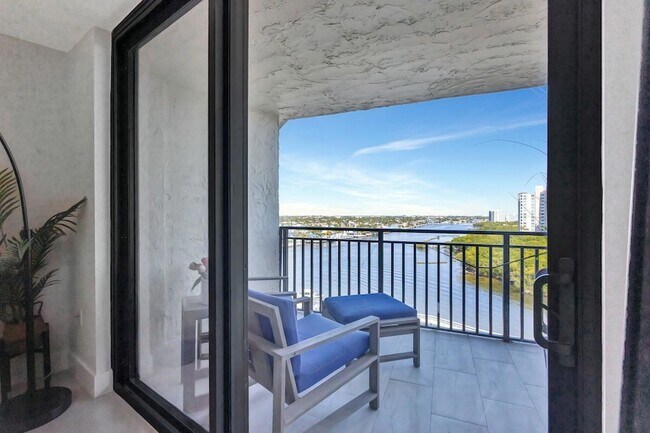 Building Photo - 3912 S Ocean Blvd