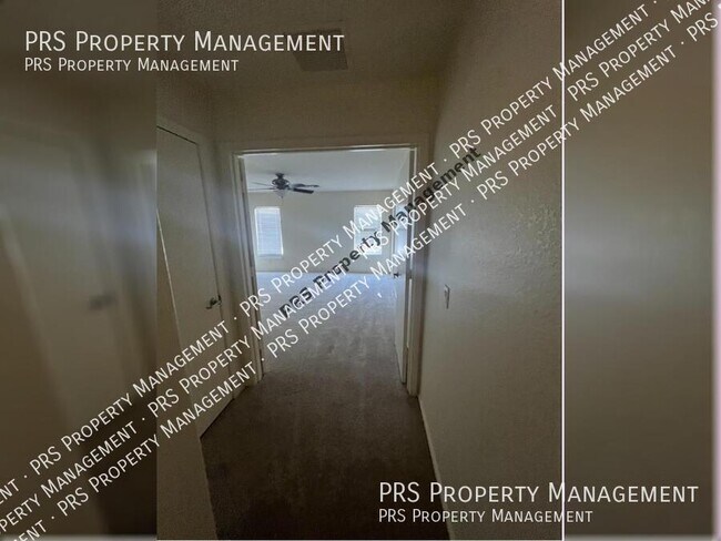 Building Photo - 3911 E Longhorn Dr