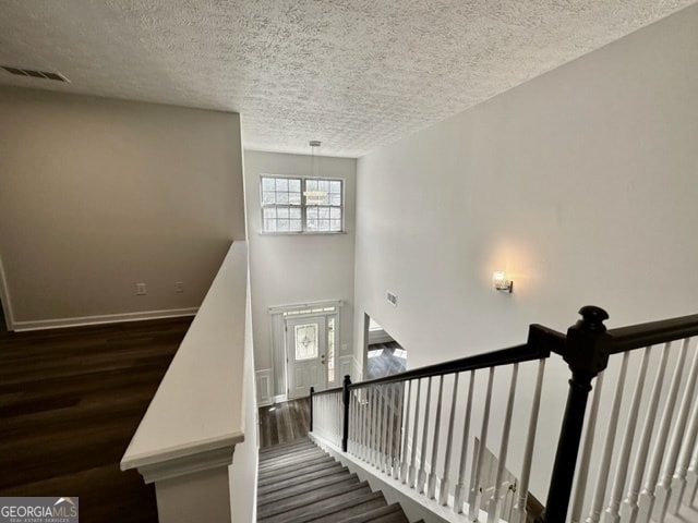 Building Photo - 8295 Eastshore Dr