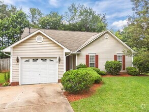 Building Photo - Convenient 3-Bedroom Rental with Fenced Ya...