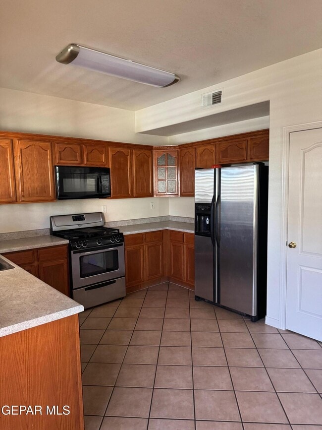 Building Photo - 6340 Casper Ridge Dr