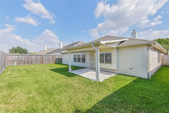 Building Photo - 8914 Heron Nest Dr