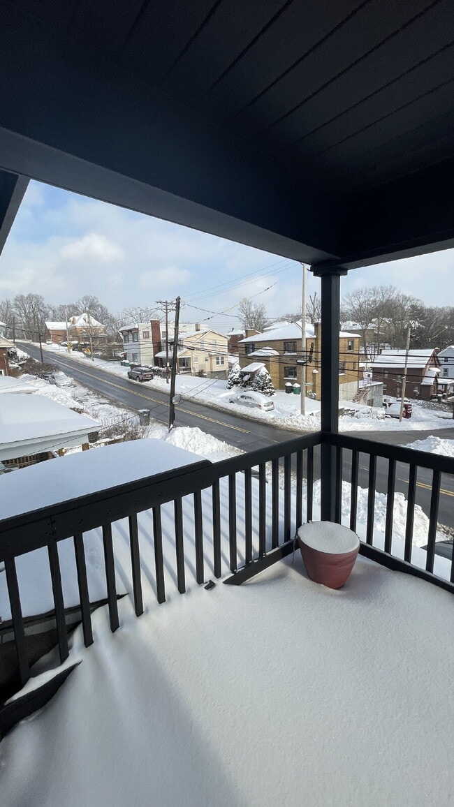 Building Photo - Spacious 3-Bedroom in Bellevue – Minutes from Downtown Pittsburgh!