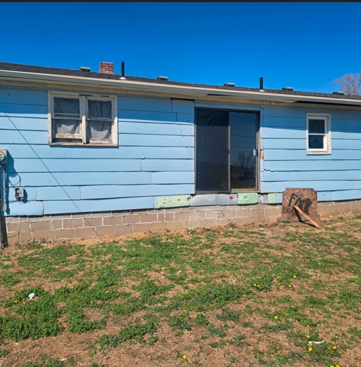 Building Photo - 2502 Lakeview Ave