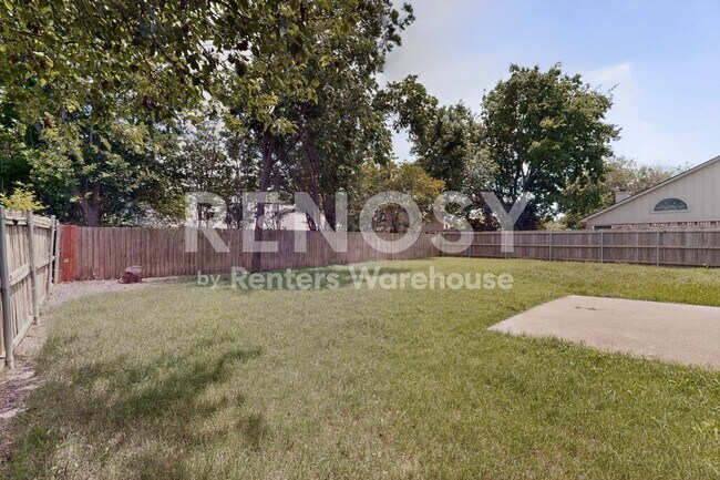 Building Photo - Complete Refreshed Move In Ready in Rowlett