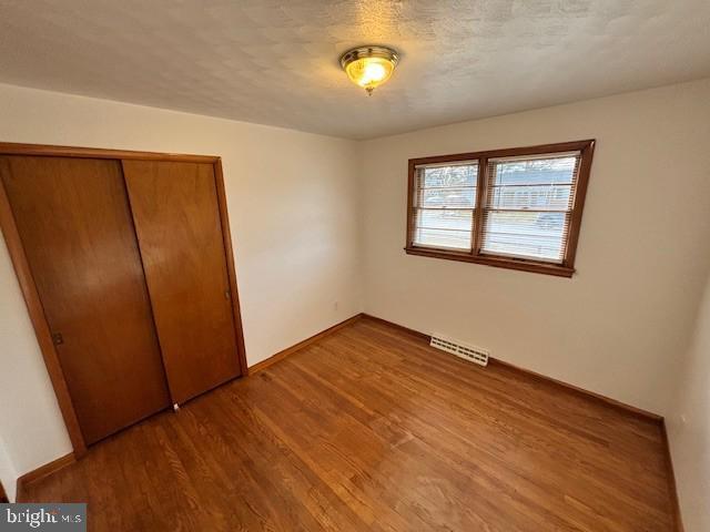 Building Photo - 2349 Redwood Rd