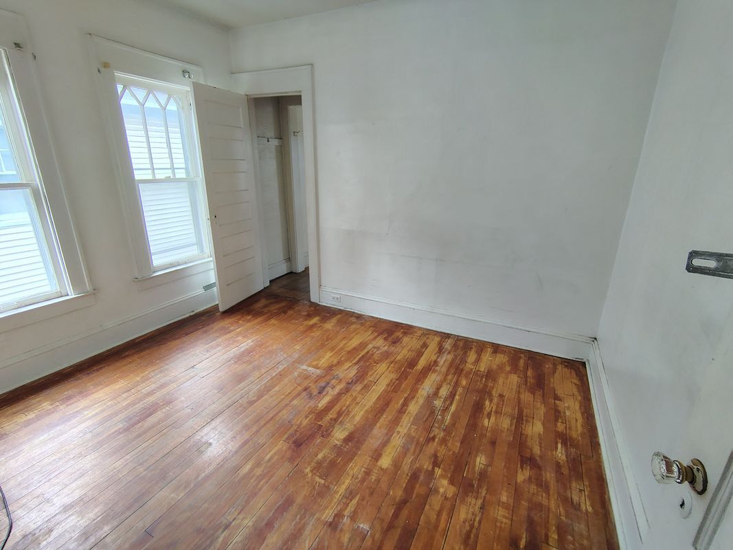 Building Photo - 1110 Bellevue Ave