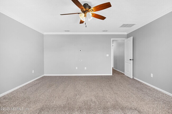 Building Photo - 150 Logrono Ct