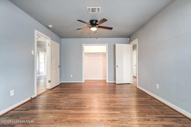 Building Photo - 2609 33rd St