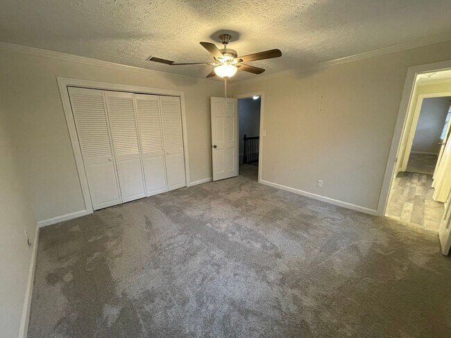 Building Photo - Executive Rental in Horseleg Creek- $3,295