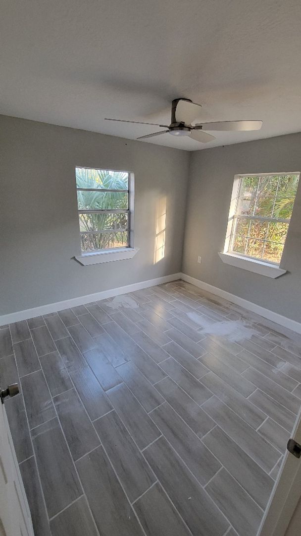 Building Photo - Totally remodeled South Tampa home!