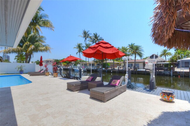 Building Photo - 2228 SE 10th St