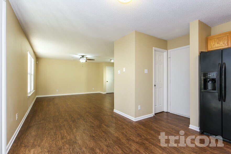 Building Photo - 151 Snowflake Cir