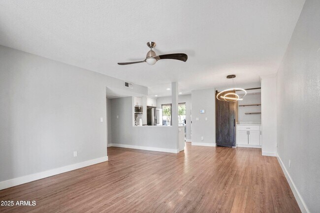 Building Photo - 9340 N 92nd St
