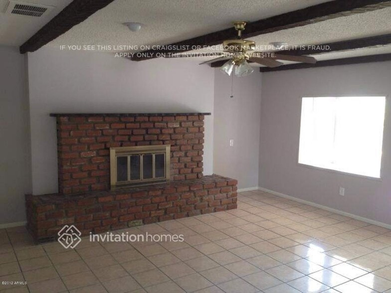 Building Photo - 461 N Kirchoff