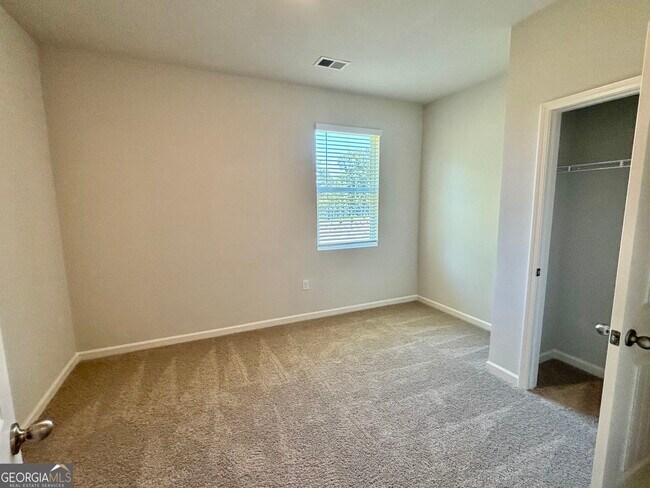Building Photo - 2910 Daxton Ln
