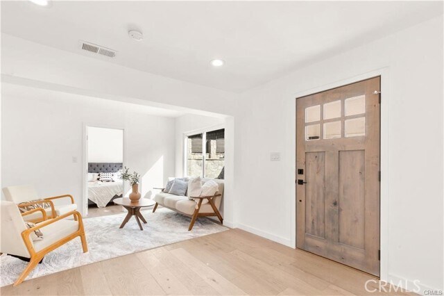 Building Photo - 503 Oleander Dr