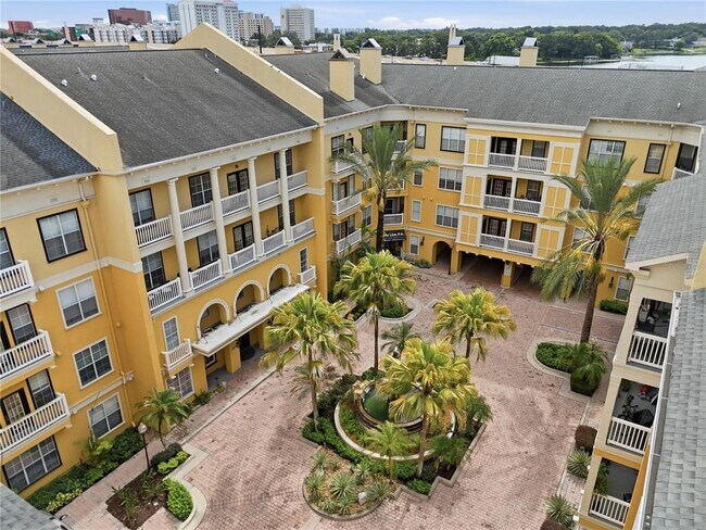 Building Photo - 860 N Orange Ave